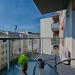 Stylish Kosciuszki Apartaments Near The Market Square With Free Garage Wroclaw By Noclegi Renters